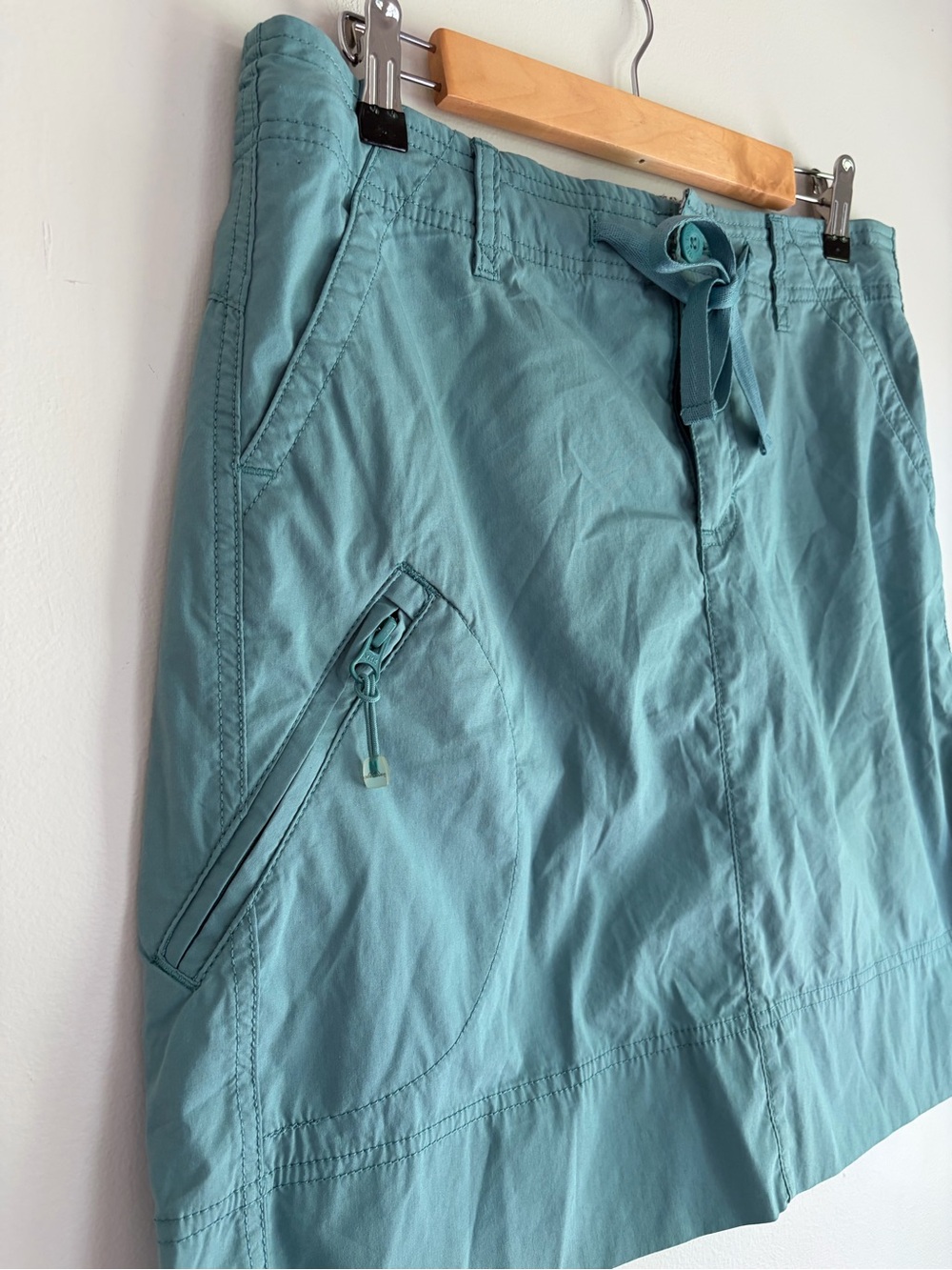 NEW Eddie Bauer Sage Green Cotton/Nylon Cargo Mini Skirt Size 8 - Picture 2 of 8